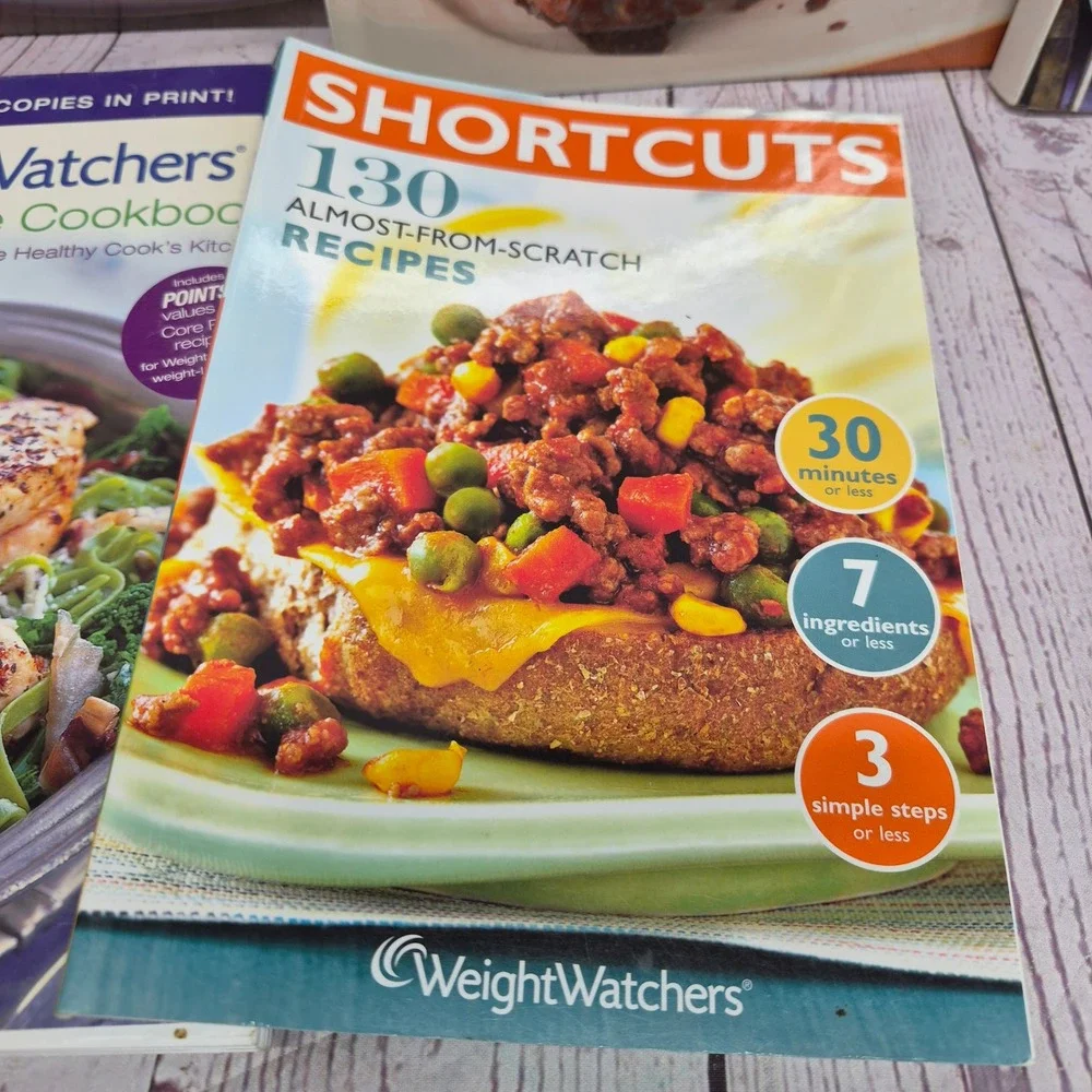 Weight Watchers Cookbooks Lot of 7~ Points Annual Recipes Desserts